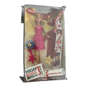 High School Musical Sharpay Barbie and accessories Mattel 2008
